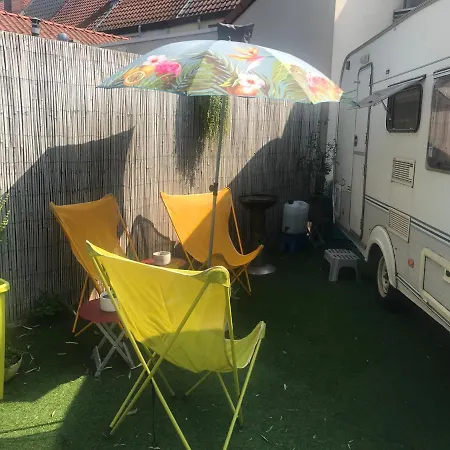 Gardencaravan Near In Green Area