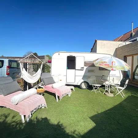 Gardencaravan Near In Green Area キャンプ場 ヘント